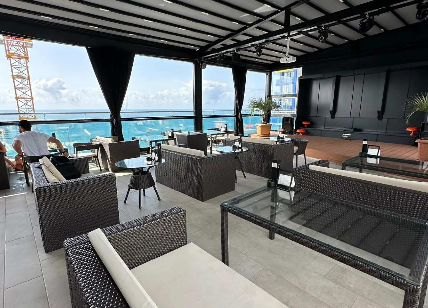 Deluxe Family Apartment 24A Batumi 0*,  Gruzie