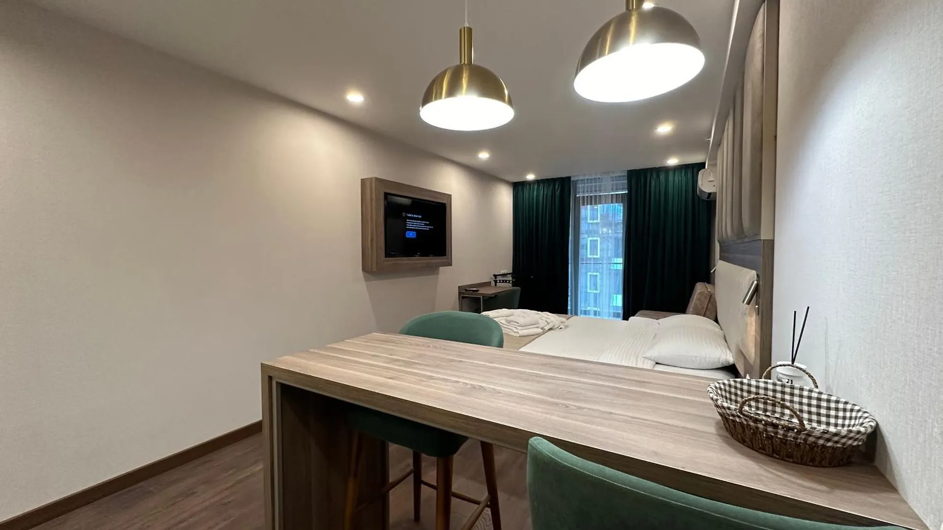Deluxe Family Apartment 24A Batumi 0*,  Gruzie