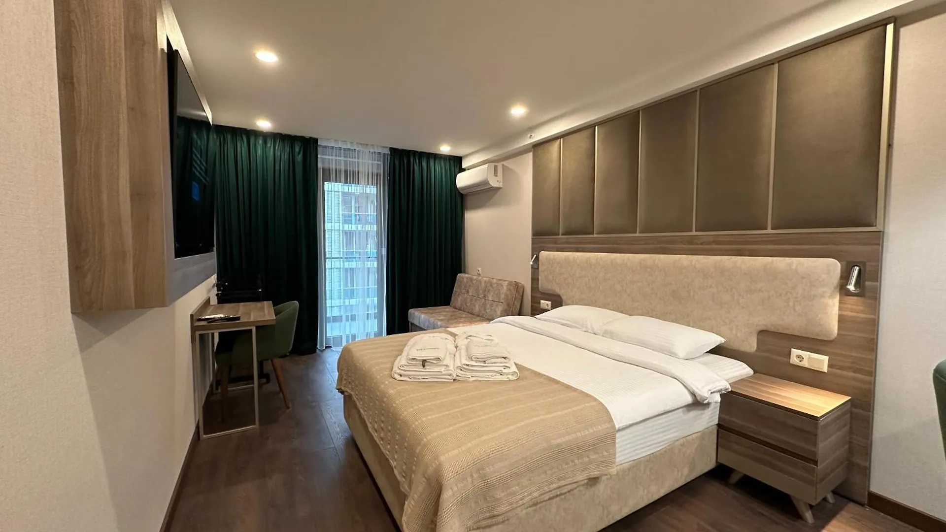 Deluxe Family Apartment 24A Batumi